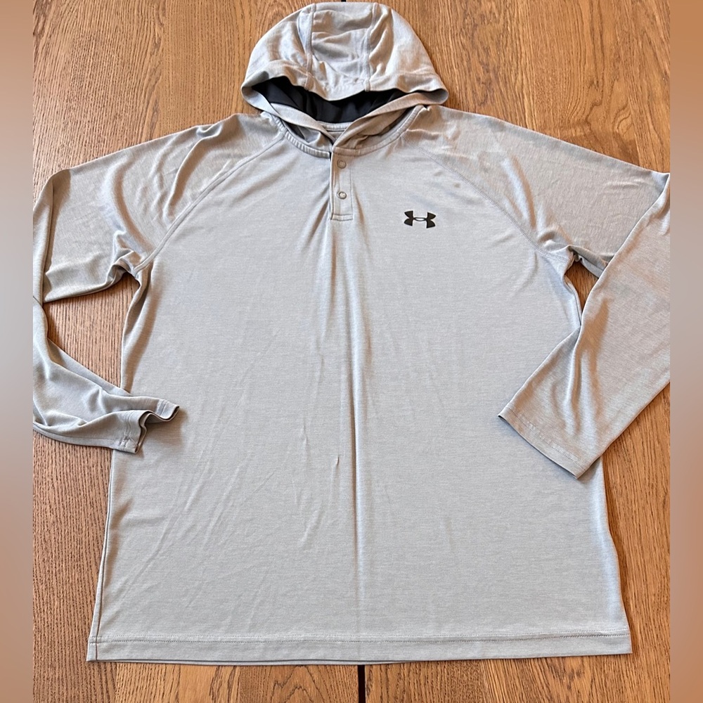Men’s Under Armour Light Gray Pullover Hoodie LARGE